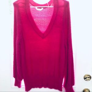 EUC Super Soft Hot Pink Vneck Furry Sweate…